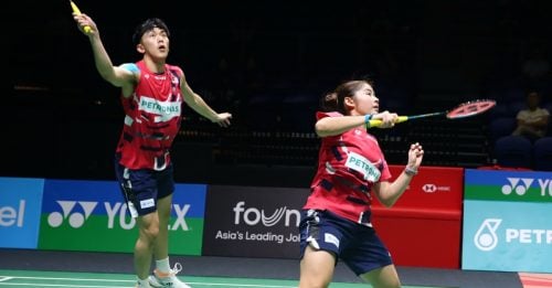 成功将游泳